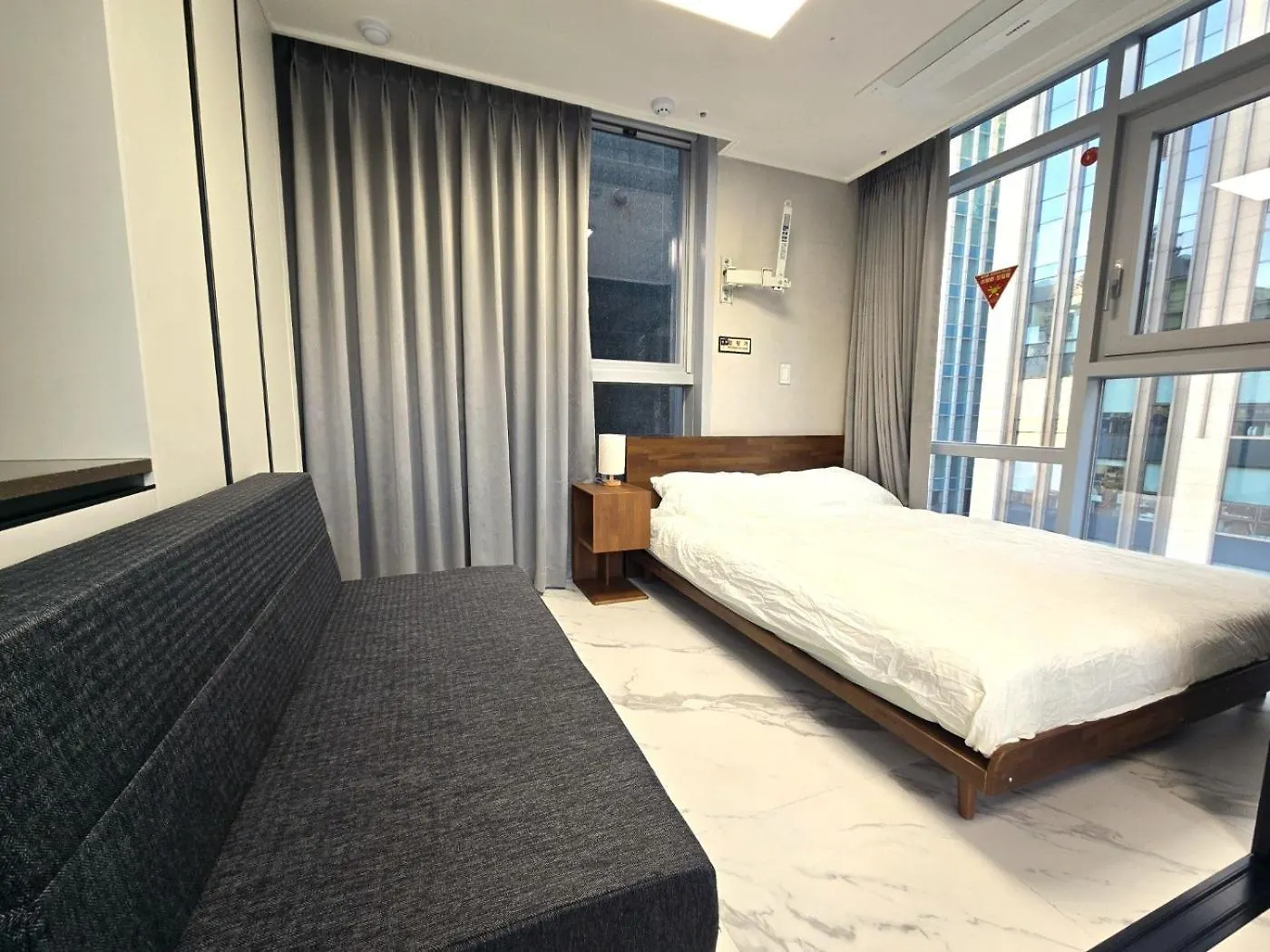 Apartment Zest Homes Seoul South Korea
